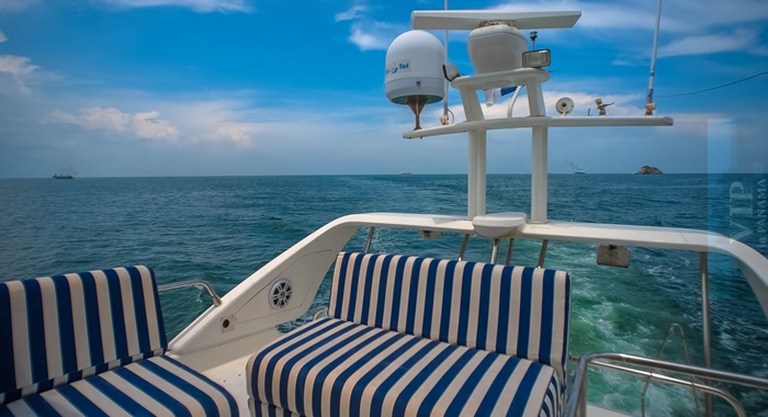 48' Azimut