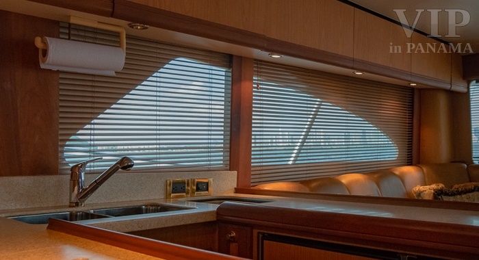 Luhrs 36’ Yacht